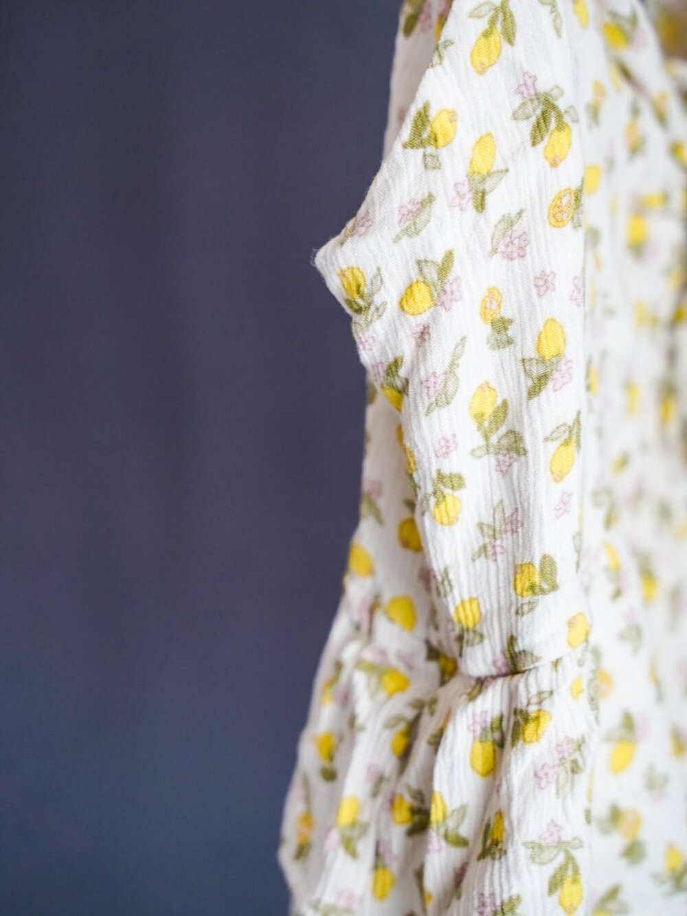 Altar'd State Women's Lemon Print Tie-Front Peplum Tank Top Medium - Picture 5 of 9